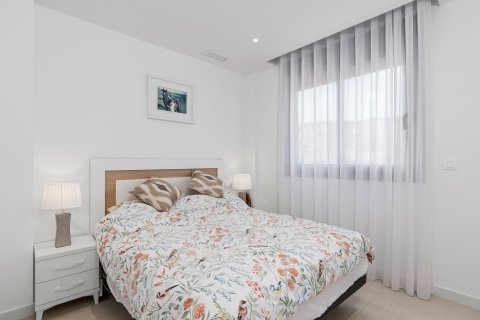 Villa for sale Guardamar del Segura, Alicante, Spain 4 bedrooms, 171 sq.m. No. 112715 - photo 27