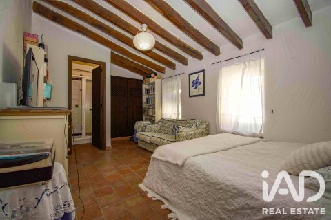 Villa till salu i Pollenca, Mallorca, Spanien 3 sovrum, 144 kvm. Nr. 194325 - foto 24