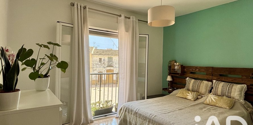 Villa a Els Poblets, Alicante, Spagna 5 camere da letto, 182 mq. N° 194328