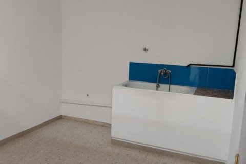 Liikekiinteistö vuokrattavana Ecija, Seville, Espanja, 4 makuuhuonetta, 85 m2 No. 152239 - kuva 3