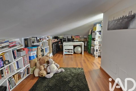 Talo vuokrattavana Sant Pere de Ribes, Barcelona, Espanja, 4 makuuhuonetta, 323 m2 No. 152241 - kuva 15