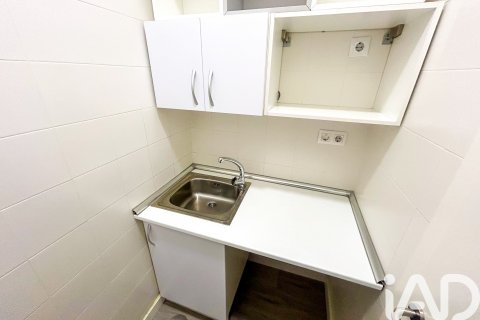 Аренда коммерческой недвижимости в Мадрид, Испания 5 спален, 120м2 №152242 - фото 25