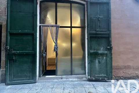 Liikekiinteistö vuokrattavana Barcelona, Espanja, 2 makuuhuonetta, 99 m2 No. 152237 - kuva 1