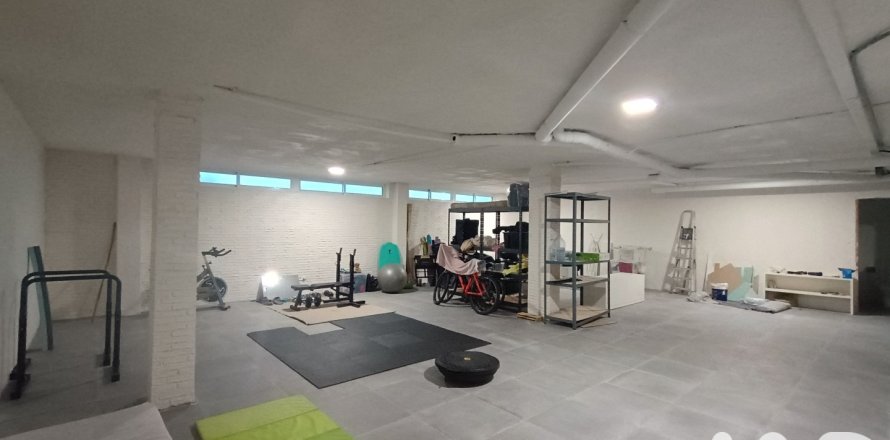 Liikekiinteistö Segur de Calafell, Tarragona, Espanja 189 m2 No. 152240