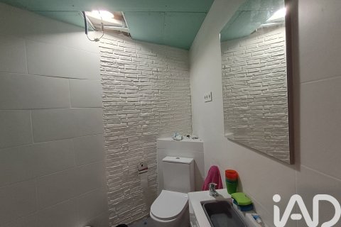 Liikekiinteistö vuokrattavana Segur de Calafell, Tarragona, Espanja , 189 m2 No. 152240 - kuva 3