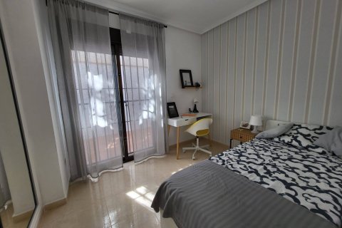 Townhouse zum Verkauf in Villamartin, Alicante, Spanien 3 Schlafzimmer, 150 m2 Nr. 148404 - Foto 10