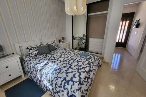 Townhouse zum Verkauf in Villamartin, Alicante, Spanien 3 Schlafzimmer, 150 m2 Nr. 148404 - Foto 12