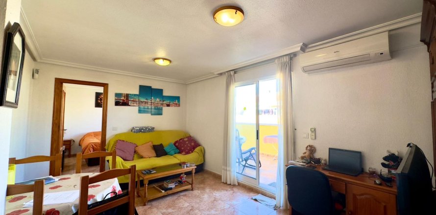 Appartamento a Torrevieja, Alicante, Spagna 2 camere da letto, 73 mq. N° 148406