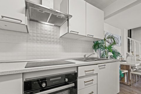 Villa en venta en Playa Flamenca II, Alicante, España 4 dormitorios, 103 m2 No. 137933 - foto 17