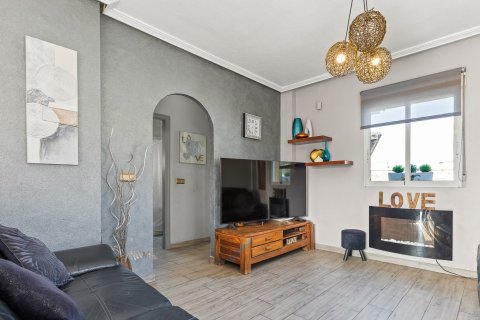 Villa en venta en Playa Flamenca II, Alicante, España 4 dormitorios, 103 m2 No. 137933 - foto 8