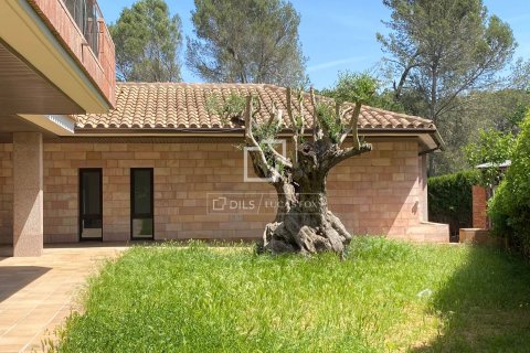 Apartament w Sant Cugat Del Valles, Barcelona, Hiszpania 5 sypialni, 340 mkw. nr 151004 – zdjęcie 2