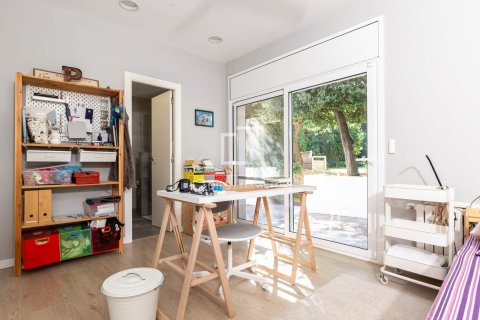 Villa zum Verkauf in Valldoreix, Barcelona, Spanien 5 Schlafzimmer, 364 m2 Nr. 151003 - Foto 24