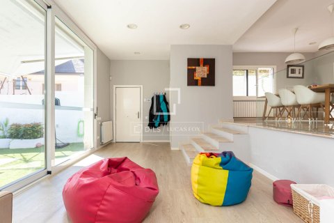 Villa zum Verkauf in Valldoreix, Barcelona, Spanien 5 Schlafzimmer, 364 m2 Nr. 151003 - Foto 12