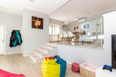 Villa zum Verkauf in Valldoreix, Barcelona, Spanien 5 Schlafzimmer, 364 m2 Nr. 151003 - Foto 7