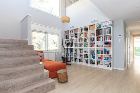 Villa zum Verkauf in Valldoreix, Barcelona, Spanien 5 Schlafzimmer, 364 m2 Nr. 151003 - Foto 20