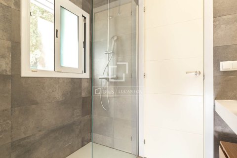 Villa zum Verkauf in Valldoreix, Barcelona, Spanien 5 Schlafzimmer, 364 m2 Nr. 151003 - Foto 26