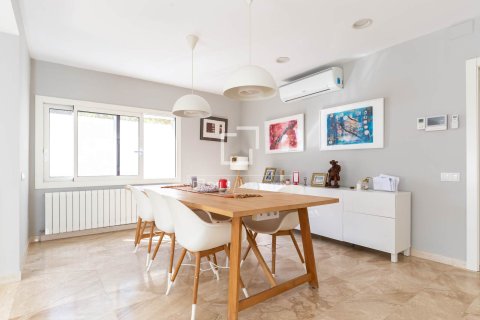 Villa zum Verkauf in Valldoreix, Barcelona, Spanien 5 Schlafzimmer, 364 m2 Nr. 151003 - Foto 8