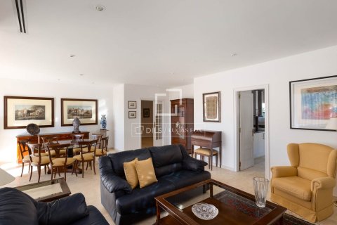 Villa till salu i Vilassar de Dalt, Barcelona, Spanien 7 sovrum, 598 kvm. Nr. 151000 - foto 11