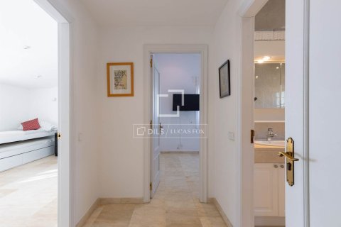 Villa till salu i Vilassar de Dalt, Barcelona, Spanien 7 sovrum, 598 kvm. Nr. 151000 - foto 24