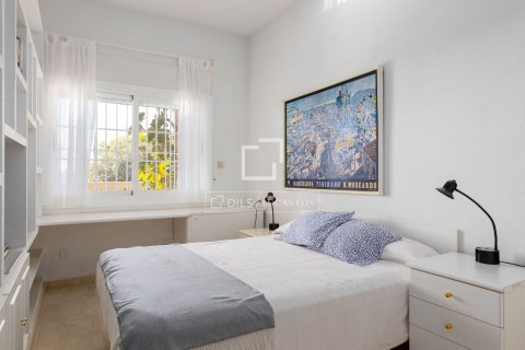 Villa till salu i Vilassar de Dalt, Barcelona, Spanien 7 sovrum, 598 kvm. Nr. 151000 - foto 14