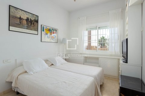 Villa till salu i Vilassar de Dalt, Barcelona, Spanien 7 sovrum, 598 kvm. Nr. 151000 - foto 15