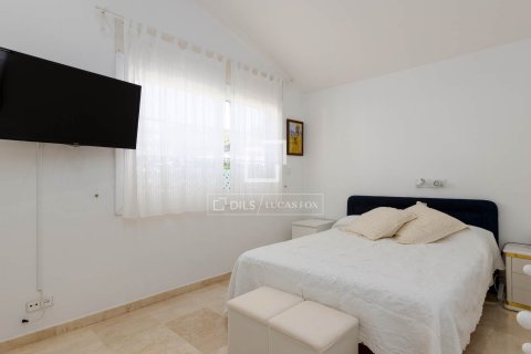 Villa till salu i Vilassar de Dalt, Barcelona, Spanien 7 sovrum, 598 kvm. Nr. 151000 - foto 23