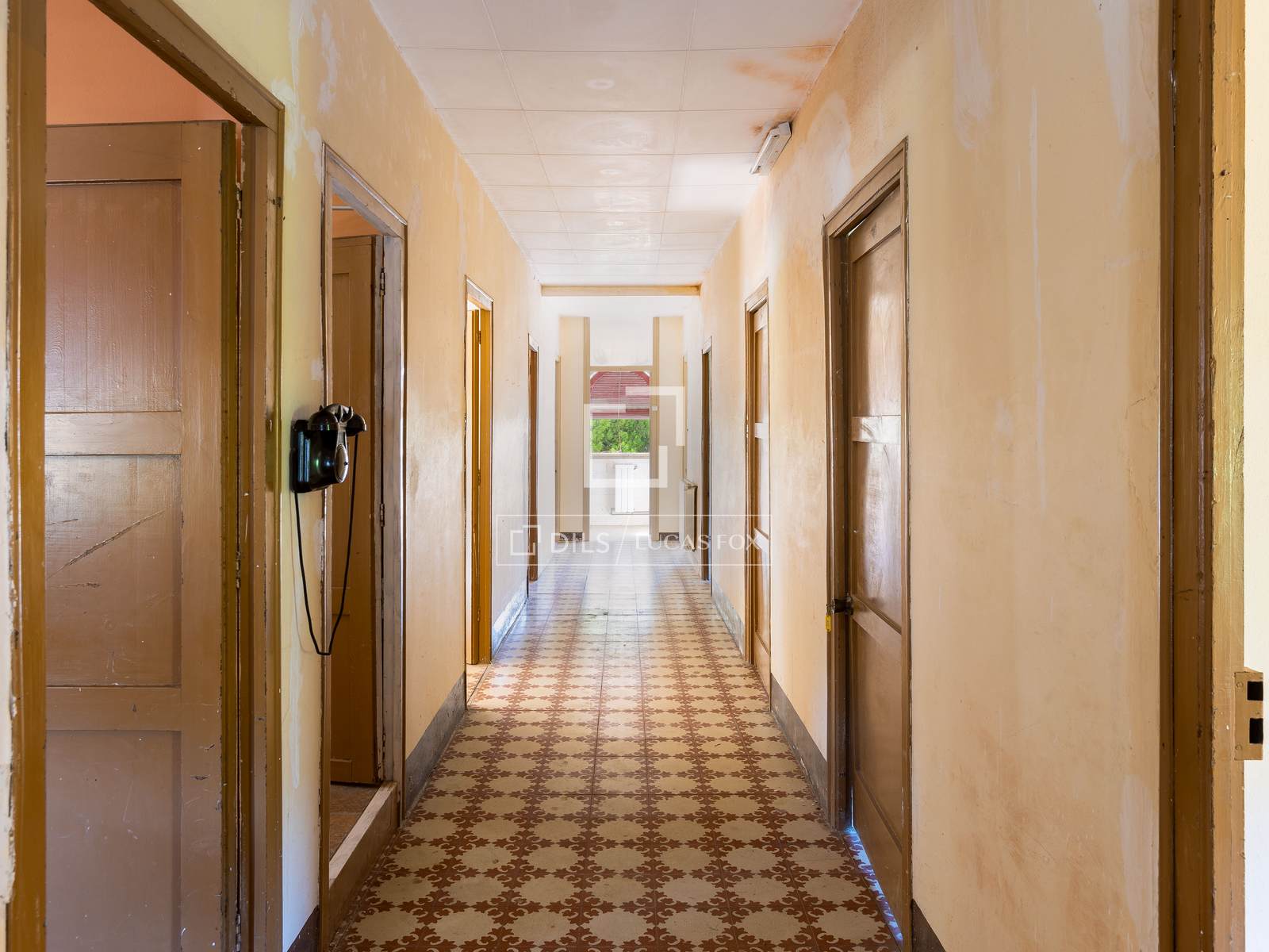 Villa a Premia De Dalt, Barcelona, Spagna 9 camere da letto, 731 mq. N° 151002