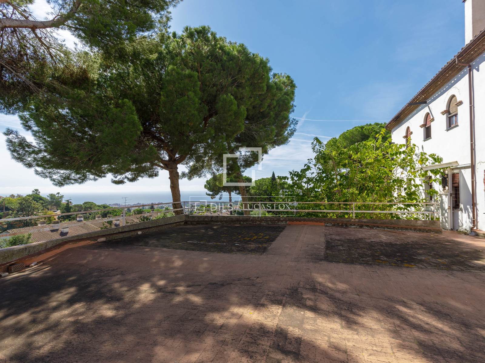 Villa a Premia De Dalt, Barcelona, Spagna 9 camere da letto, 731 mq. N° 151002