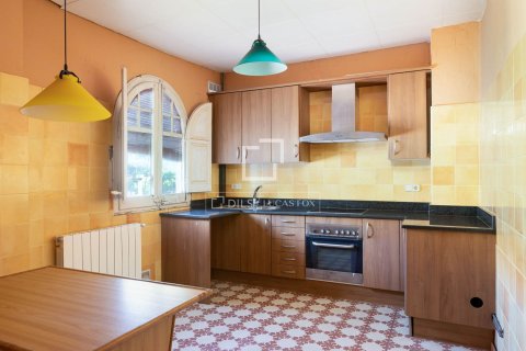 Villa till salu i Premia De Dalt, Barcelona, Spanien 9 sovrum, 731 kvm. Nr. 151002 - foto 18