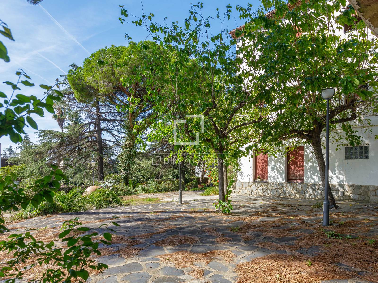 Villa a Premia De Dalt, Barcelona, Spagna 9 camere da letto, 731 mq. N° 151002