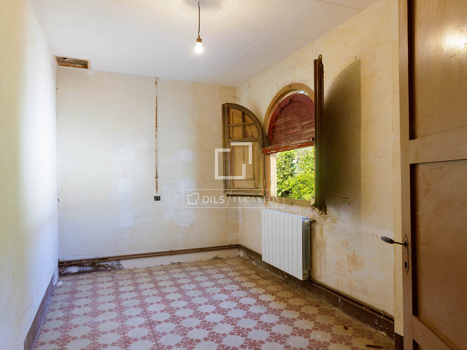 Villa a Premia De Dalt, Barcelona, Spagna 9 camere da letto, 731 mq. N° 151002