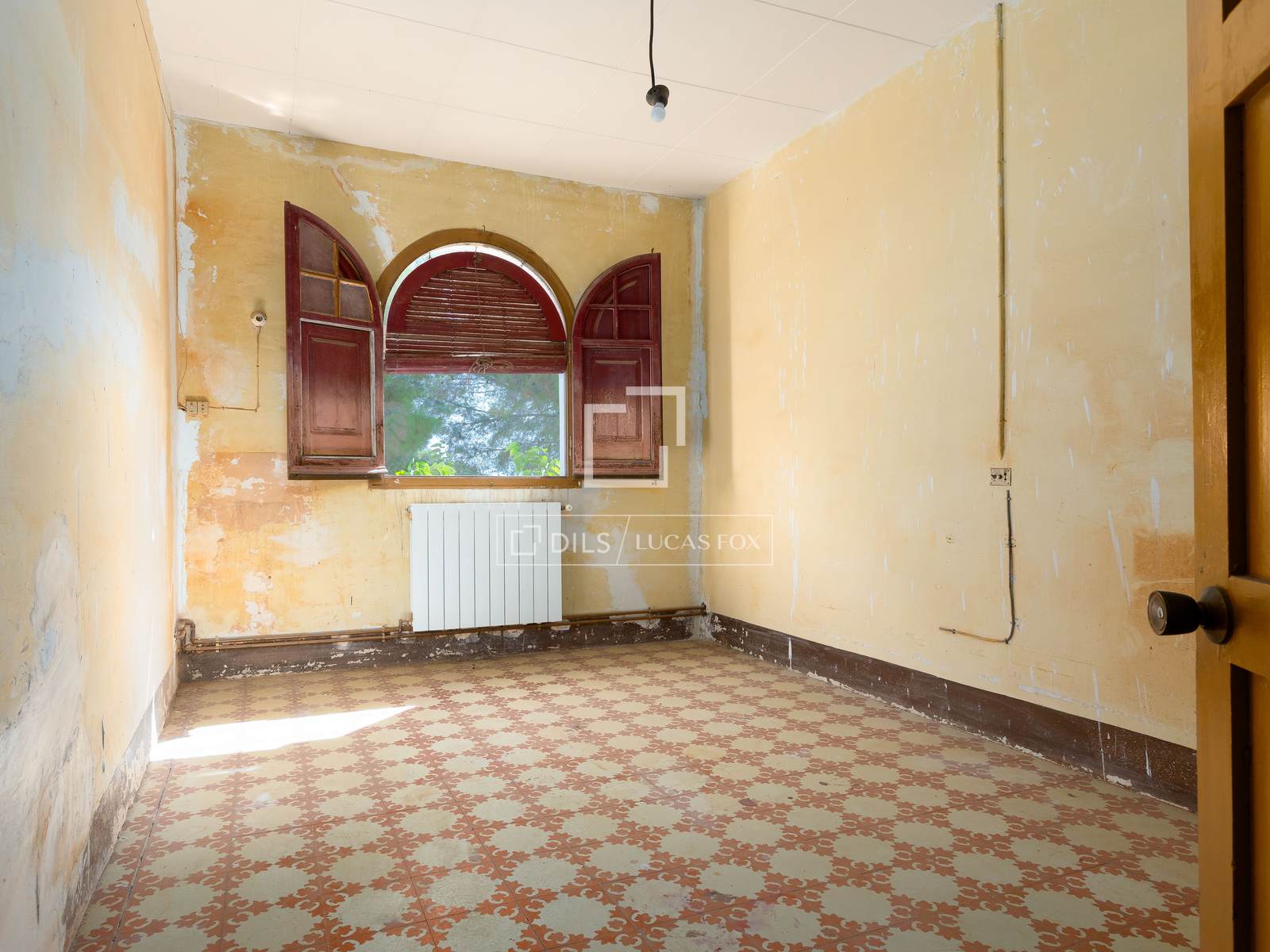 Villa a Premia De Dalt, Barcelona, Spagna 9 camere da letto, 731 mq. N° 151002