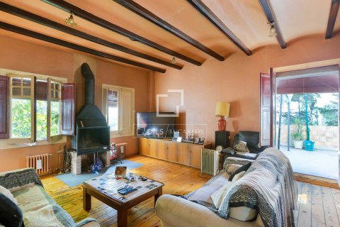 Villa till salu i Premia De Dalt, Barcelona, Spanien 9 sovrum, 731 kvm. Nr. 151002 - foto 19