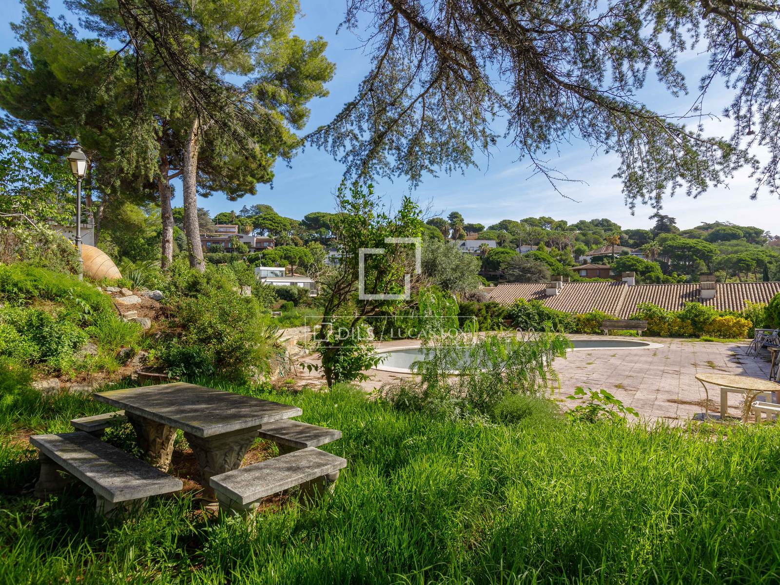 Villa a Premia De Dalt, Barcelona, Spagna 9 camere da letto, 731 mq. N° 151002