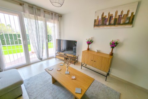 Apartment for sale Alicante, Spain 2 bedrooms,  No. 137696 - photo 5
