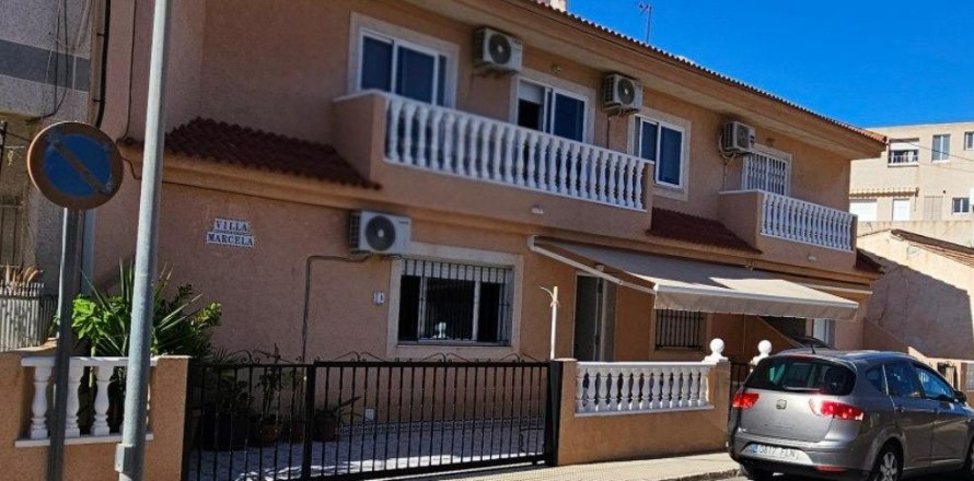 Casa adosada San Pedro del Pinatar, Murcia, España 4 dormitorios, 102 m2 No. 137694