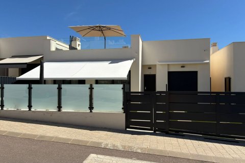Villa for sale Pinar De Campoverde, Alicante, Spain 3 bedrooms, 90 sq.m. No. 137695 - photo 2