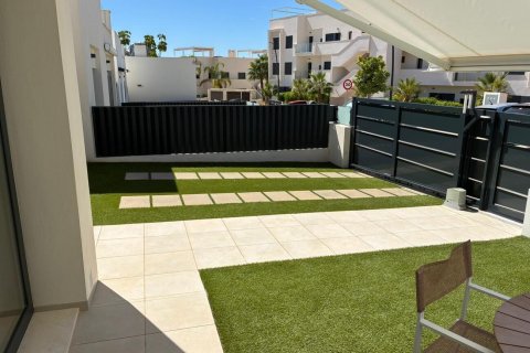 Villa for sale Pinar De Campoverde, Alicante, Spain 3 bedrooms, 90 sq.m. No. 137695 - photo 5