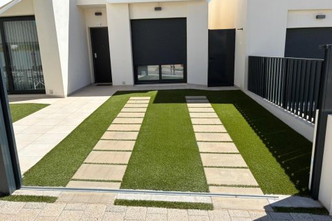 Villa for sale Pinar De Campoverde, Alicante, Spain 3 bedrooms, 90 sq.m. No. 137695 - photo 4
