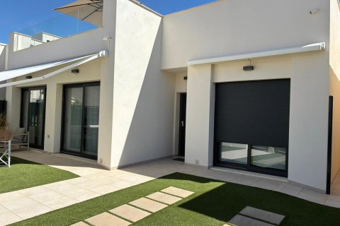 Villa for sale Pinar De Campoverde, Alicante, Spain 3 bedrooms, 90 sq.m. No. 137695 - photo 3