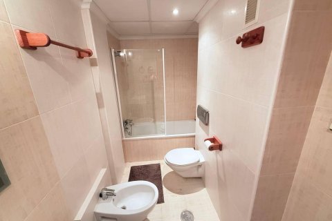 Apartment for sale Cabo Roig, Alicante, Spain 4 bedrooms, 142 sq.m. No. 137693 - photo 25