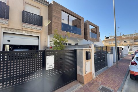 Bungalow à vendre San Pedro del Pinatar, Murcia, Espagne, 2 chambres, 79 m2 No. 137690 - photo 2