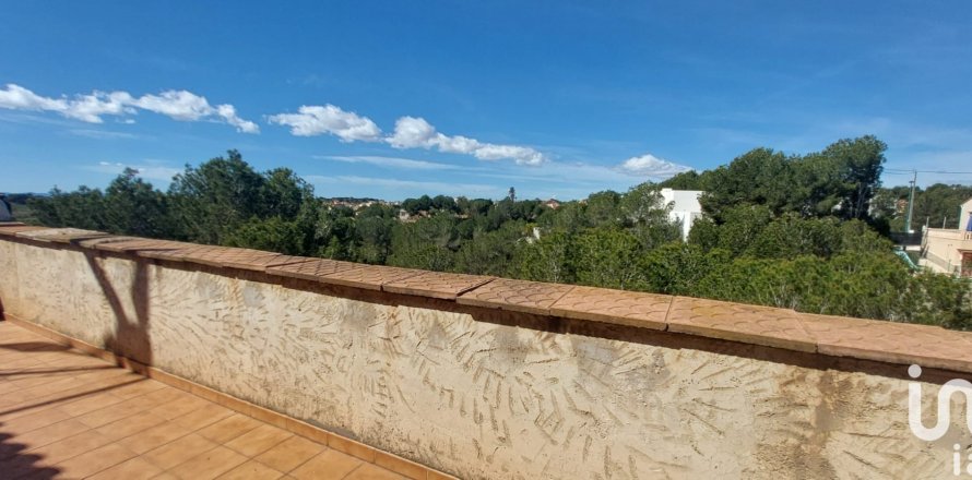 House in Pilar de la Horadada, Alicante, Spanien 6 Schlafzimmer, 263 m2 Nr. 153457