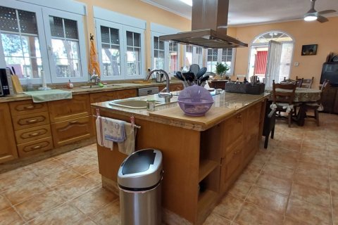 House for sale in El Altet, Alicante, Spain 10 bedrooms, 180 sq.m. No. 153458 - photo 8