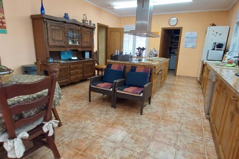 House for sale in El Altet, Alicante, Spain 10 bedrooms, 180 sq.m. No. 153458 - photo 7