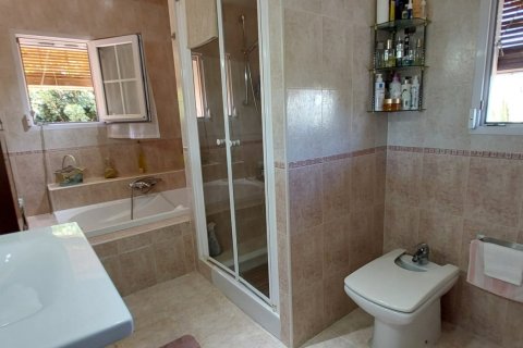 House for sale in El Altet, Alicante, Spain 10 bedrooms, 180 sq.m. No. 153458 - photo 26