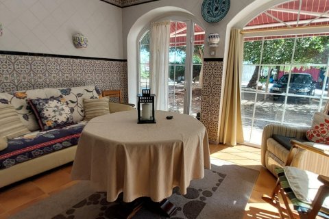 House for sale in El Altet, Alicante, Spain 10 bedrooms, 180 sq.m. No. 153458 - photo 17