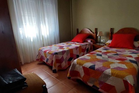 House for sale in El Altet, Alicante, Spain 10 bedrooms, 180 sq.m. No. 153458 - photo 16