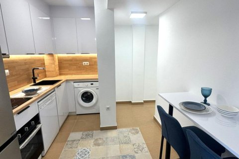 Wohnung zum Verkauf in Torrevieja, Alicante, Spanien 2 Schlafzimmer, 77 m2 Nr. 189684 - Foto 4