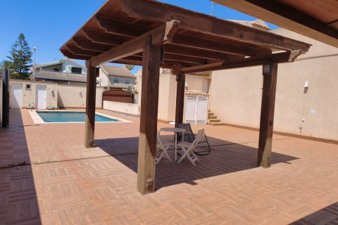 Huvila myytävänä San Javier, Murcia, Espanja, 4 makuuhuonetta, 170 m2 No. 189685 - kuva 12